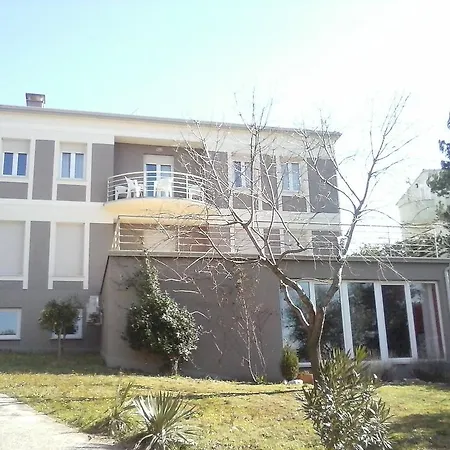 Lilly Apartamento *