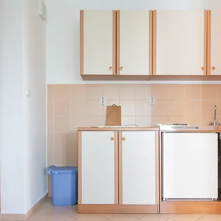 Lilly Apartment